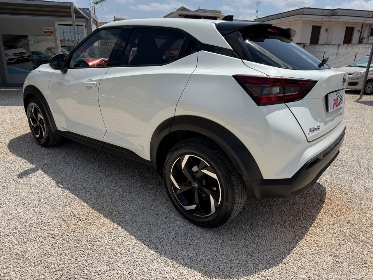 Nissan Juke 1.0 DIG-T 114 CV N-Connecta