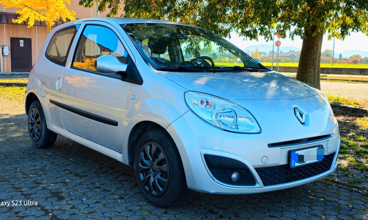 Renault Twingo 2° serie ok neopatentati garantita 12 mesi
