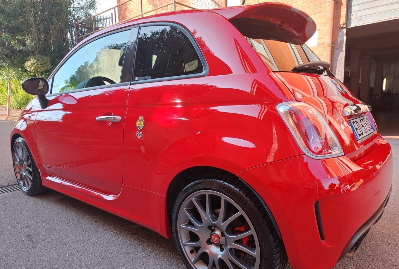 Abarth 695 Tributo Ferrari