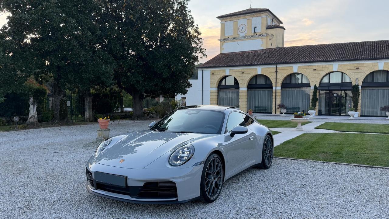 Porsche 911 Carrera 992.2