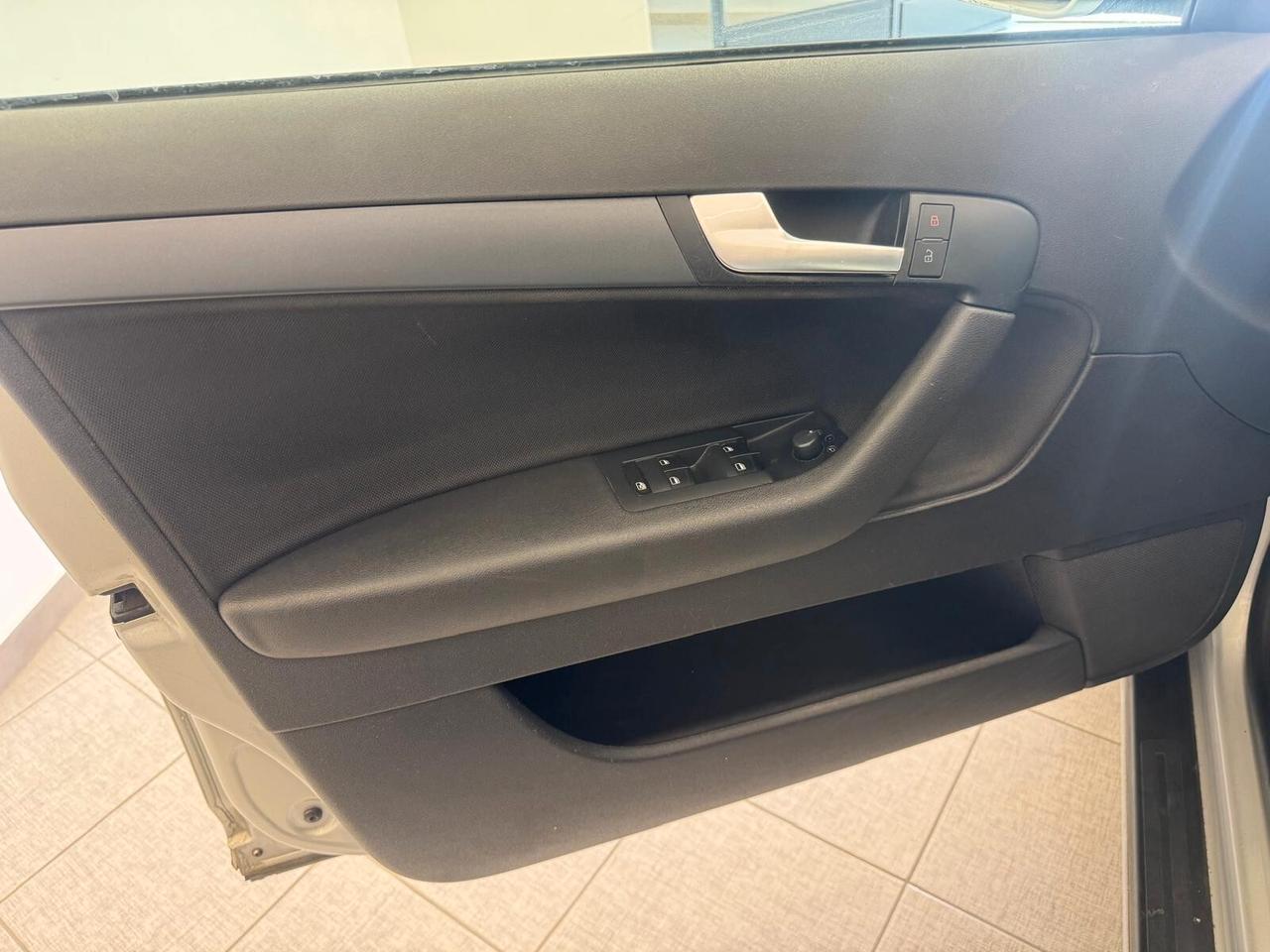 Audi A3 2.0 TDI 140cv a soli 2.999