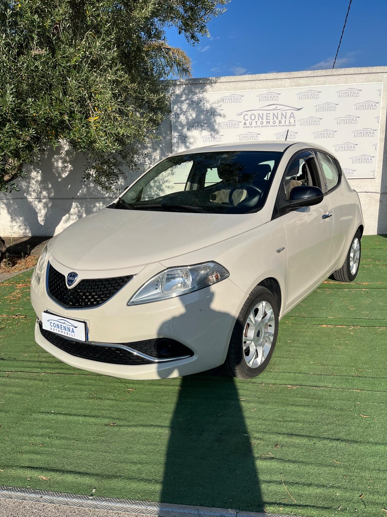 Lancia Ypsilon 0.9 TwinAir 85 CV DFN Platinum - GPL