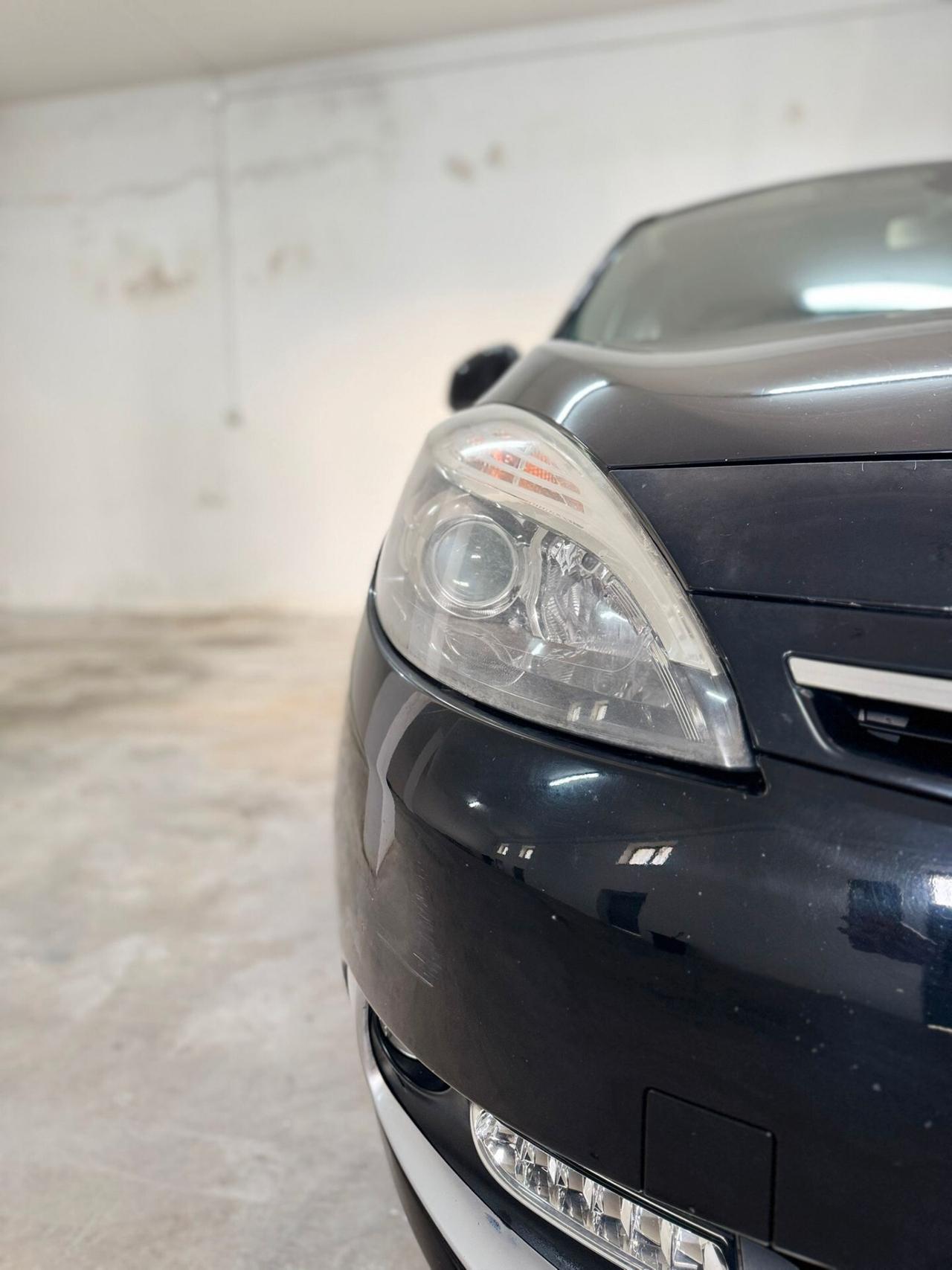 Renault Scenic Scénic dCi 110 CV EDC Limited