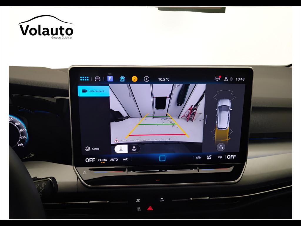 VOLKSWAGEN Golf VIII 2024 - Golf 2.0 tdi Life 115cv