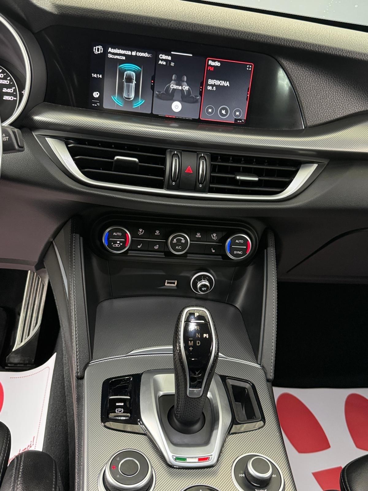 Alfa Romeo Stelvio 2.2 Turbodiesel 210 CV AT8 Q4 Veloce
