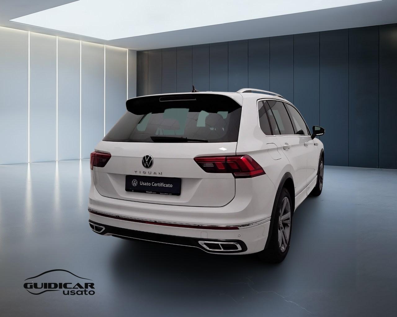VOLKSWAGEN Tiguan II 2021 - Tiguan 1.5 tsi R-Line 150cv dsg
