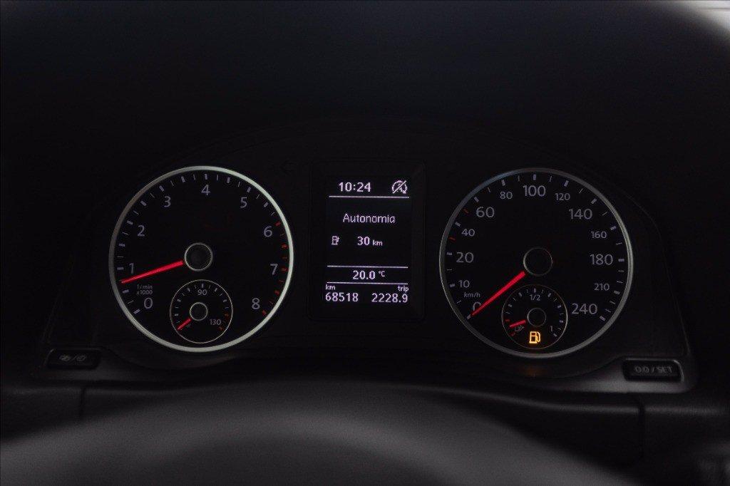 VOLKSWAGEN Tiguan 1.4 tsi bm Cross 122cv del 2015