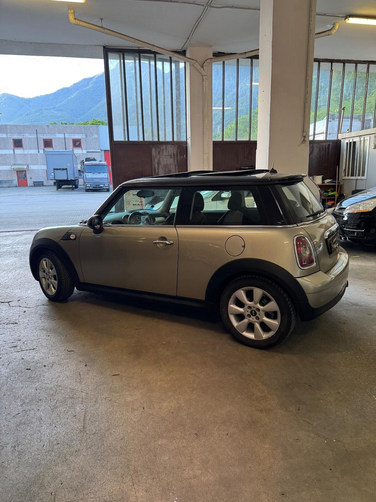 Mini 1.6 16V Cooper Chili