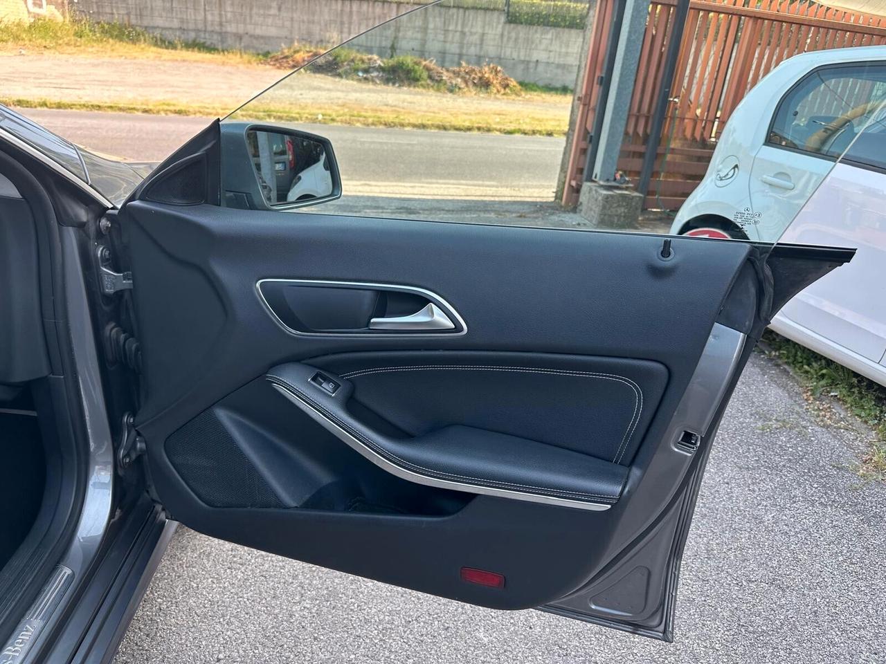 Mercedes-benz CLA 200 CLA 200 CDI Shooting Brake Executive