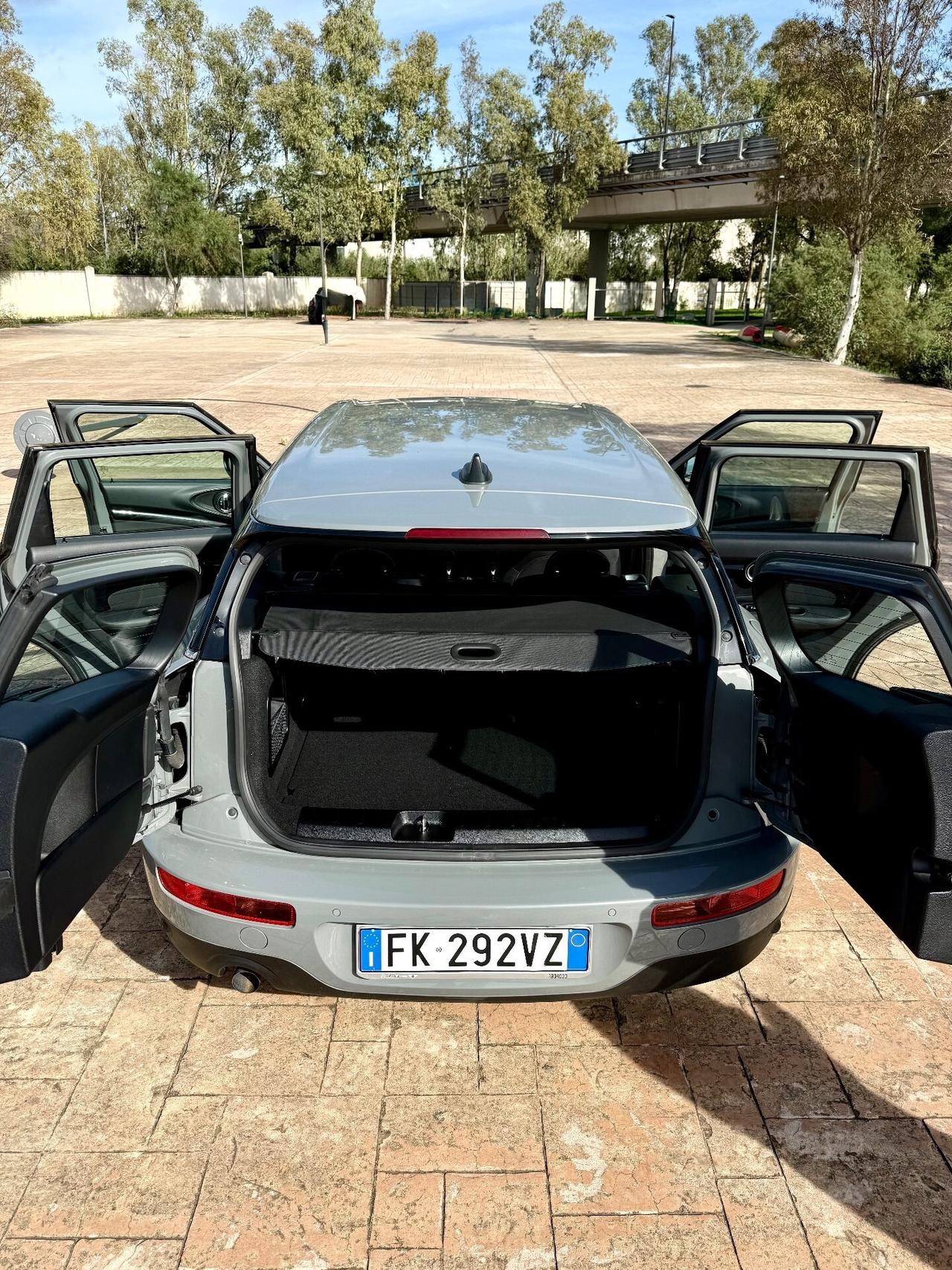 Mini Cooper D Clubman 1.5 One Business Automatica