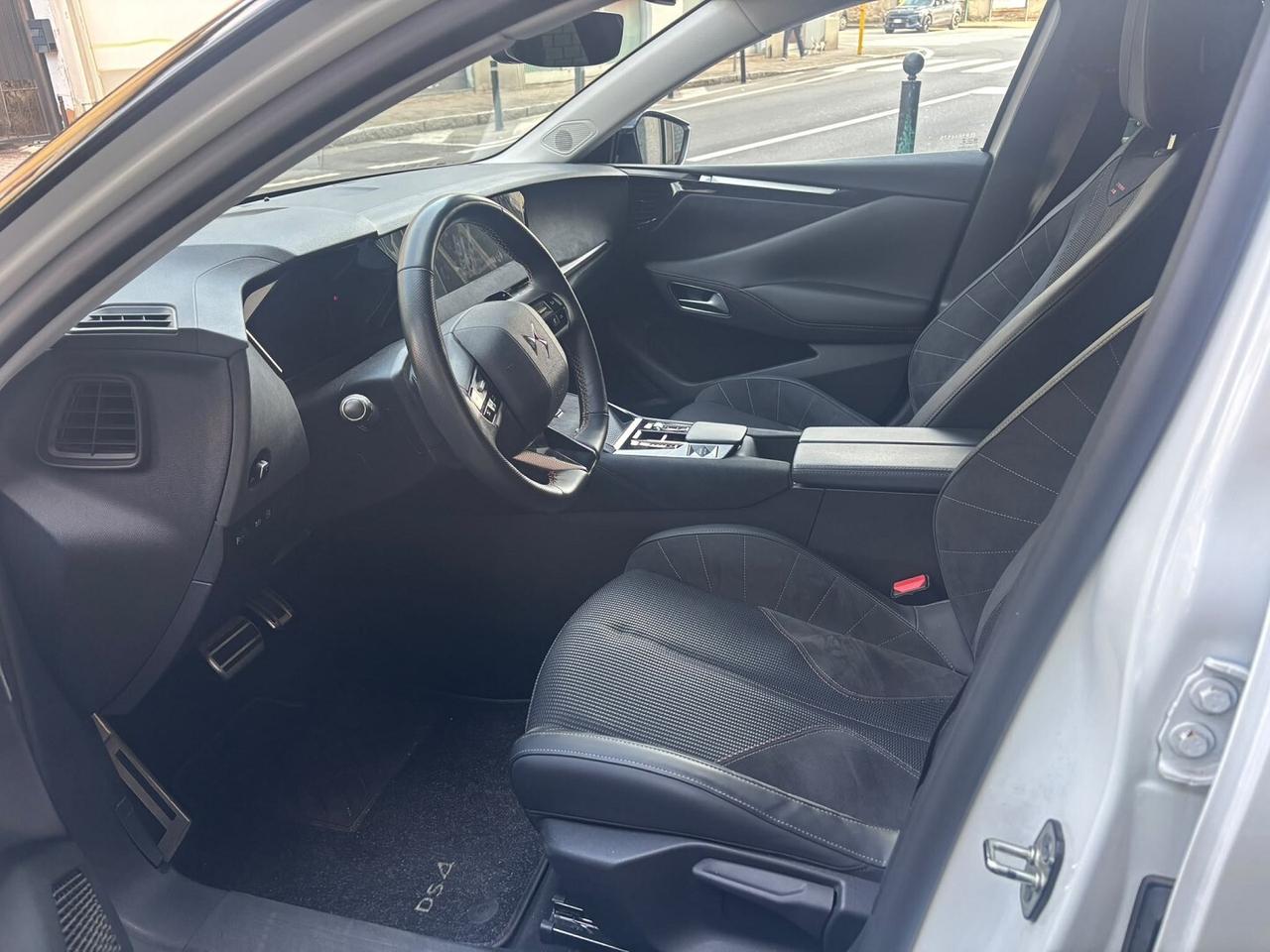 DS4 E-Tense 225 Cross Opera