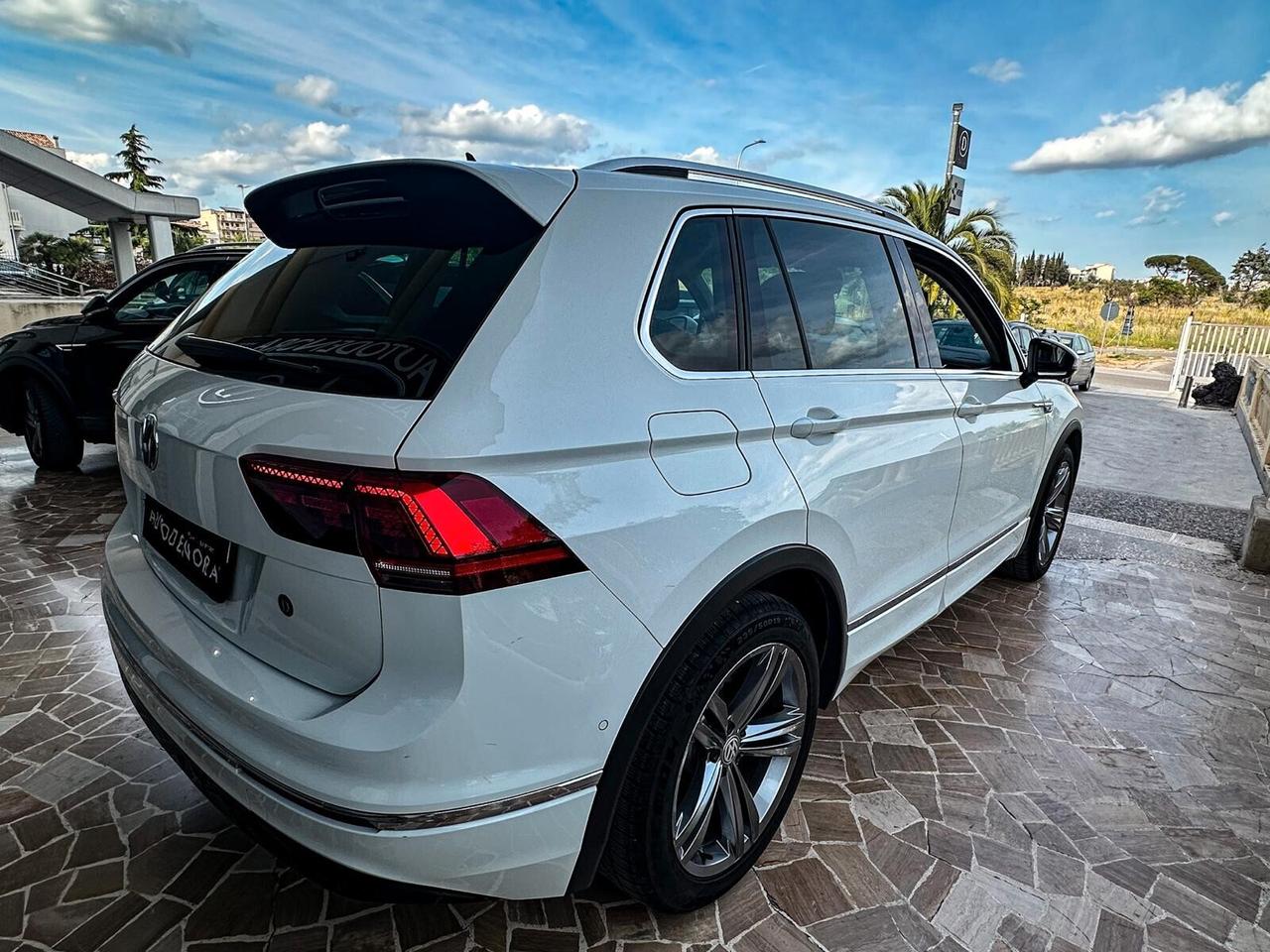 Volkswagen Tiguan 2.0 TDI SCR DSG Sport BlueMotion Technology