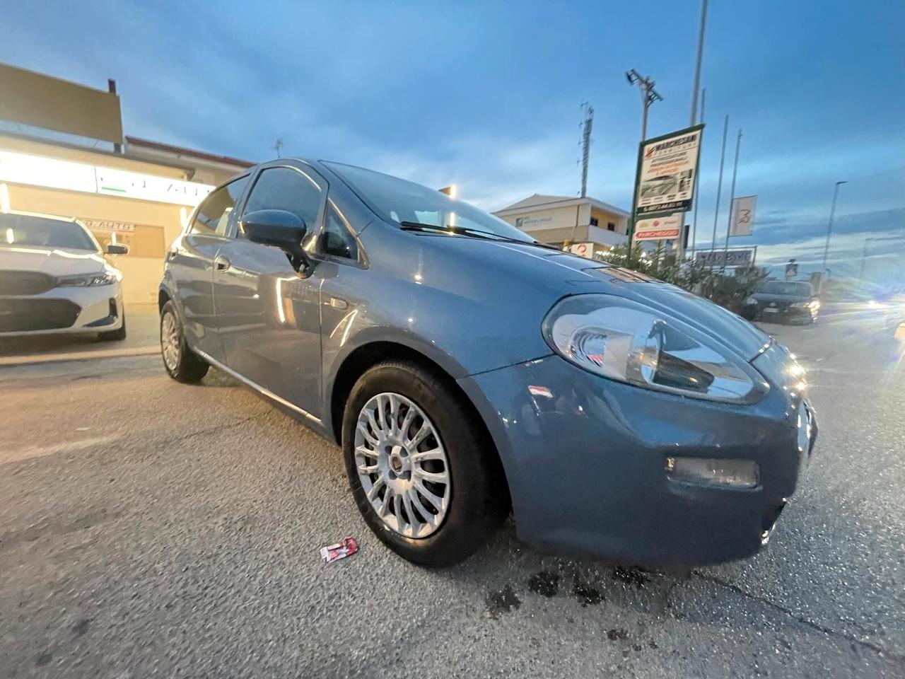 Fiat Punto 1.3 MJT II S&S 95 CV 5 porte Street