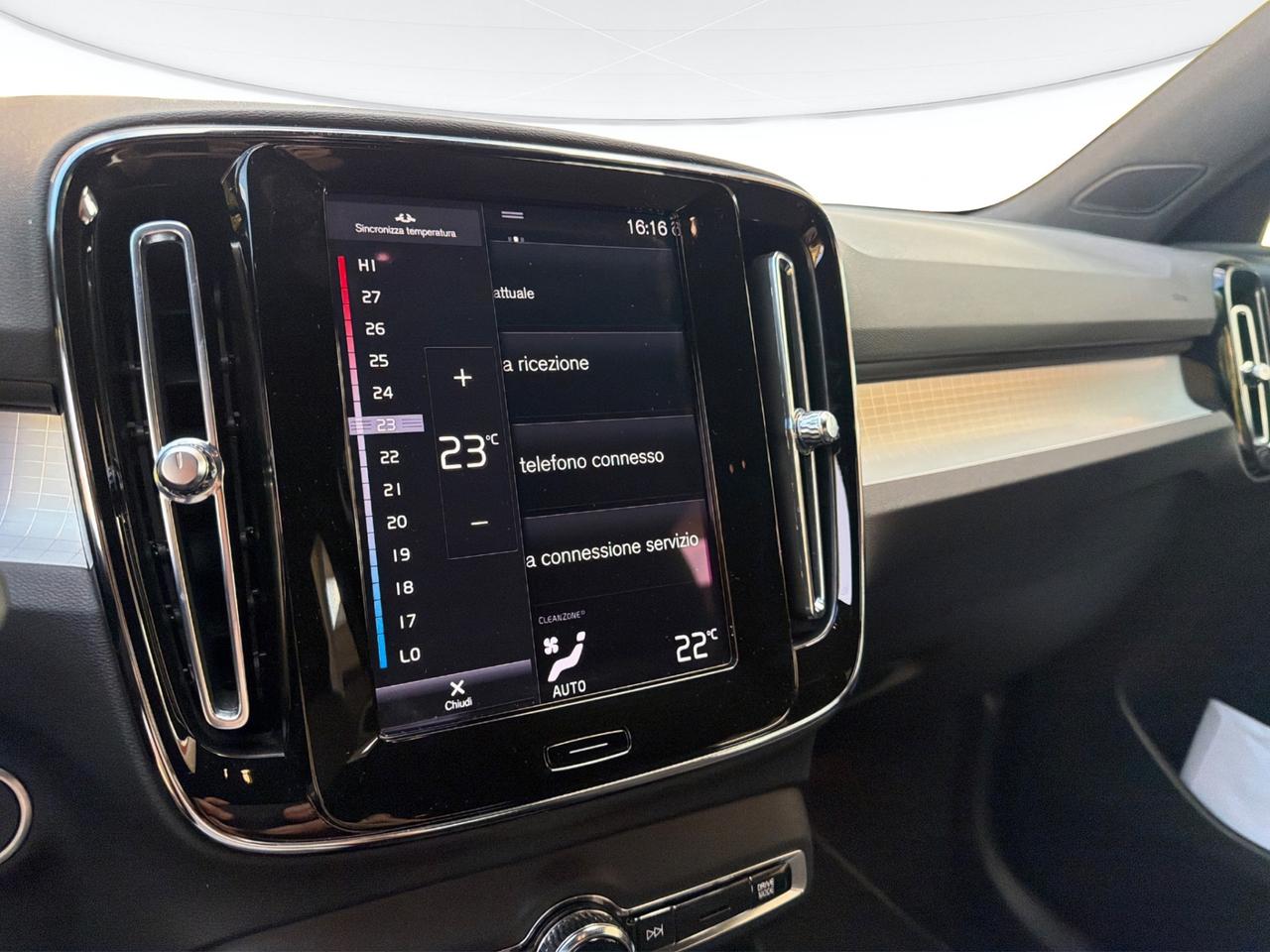 VOLVO XC40 1.5 t4 recharge phev Core auto