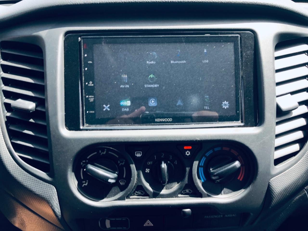 Mitsubishi L200 2.3 PICKUP CABINA ESTESA 4X4