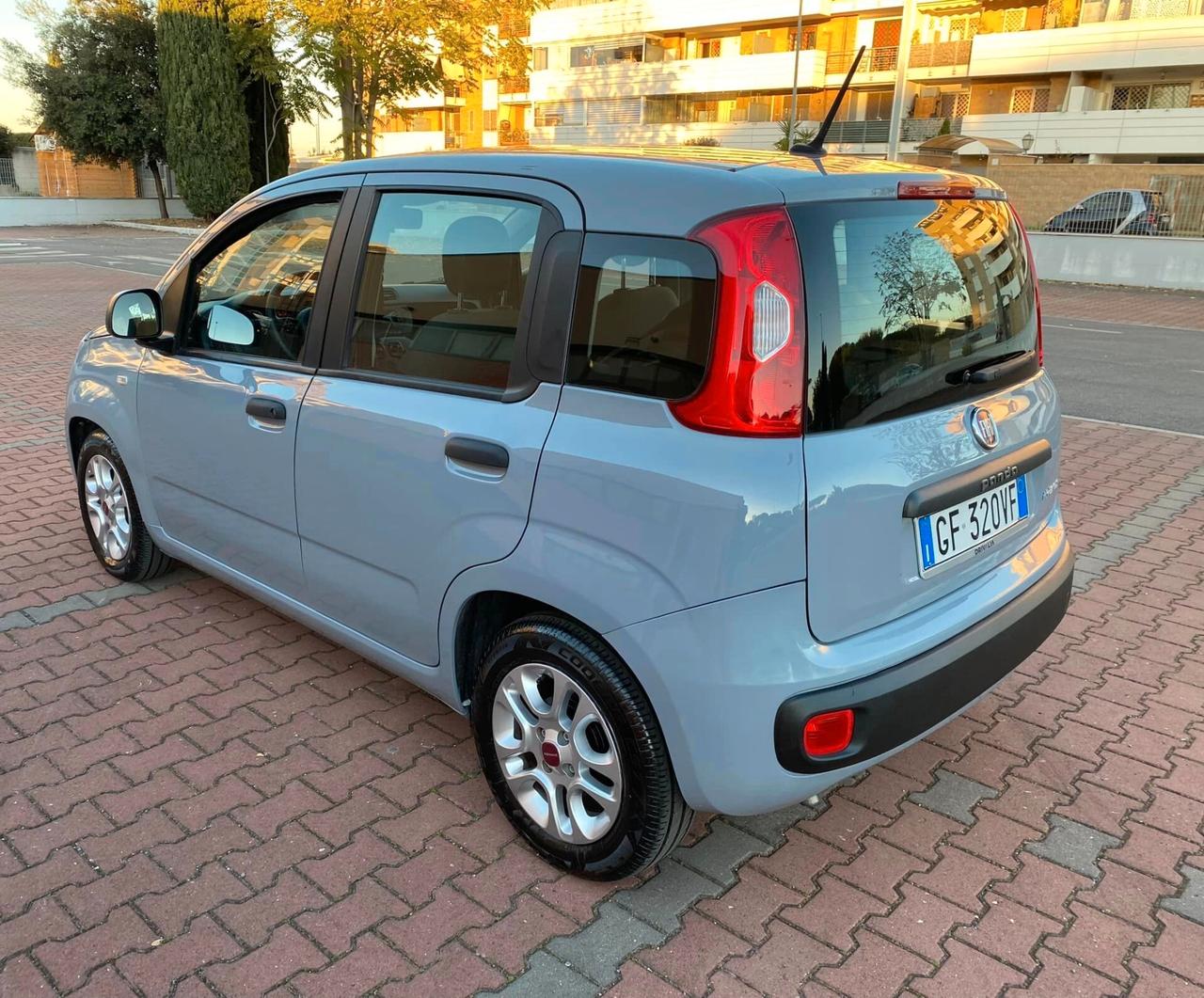 FIAT PANDA HYBRID 1.0cc S&S NO VINCOLI