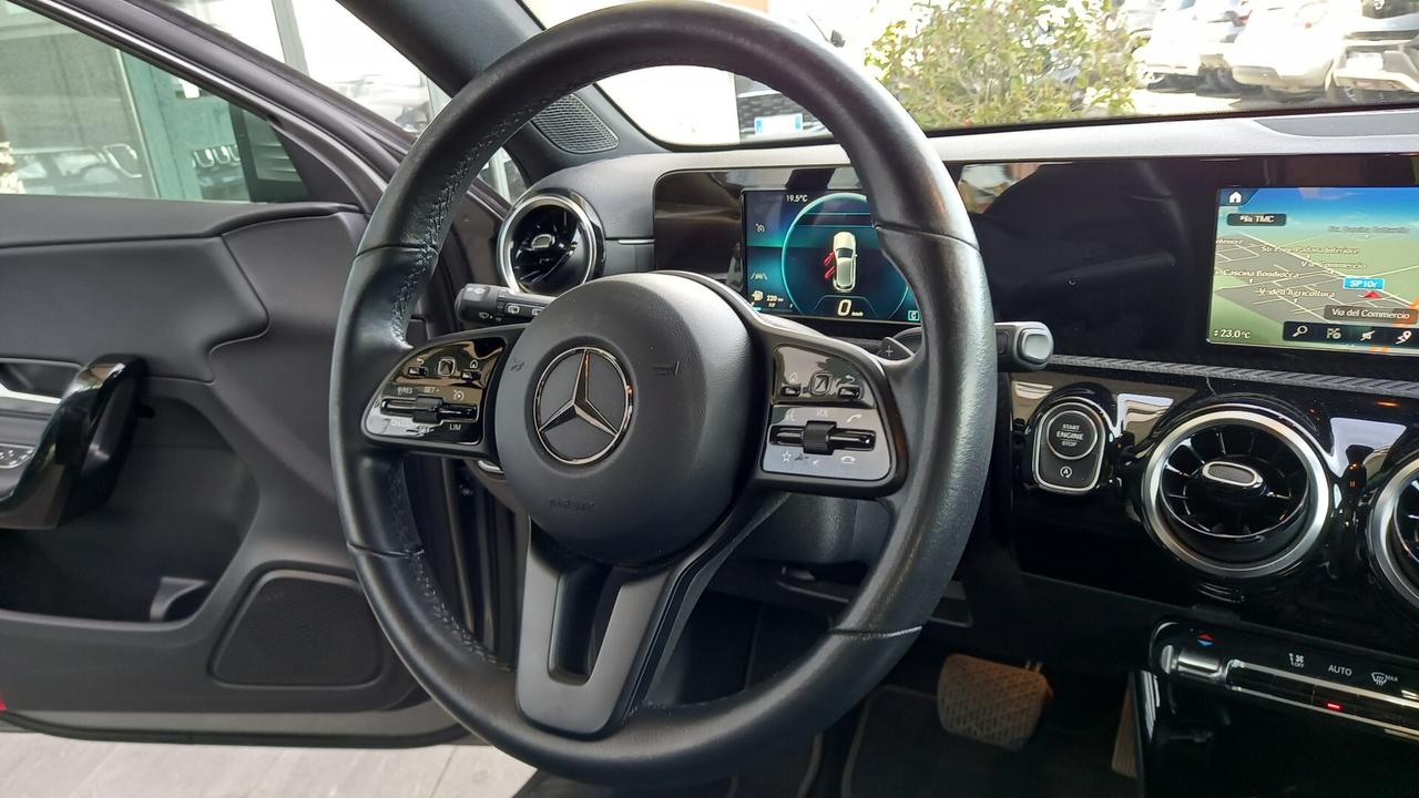 Mercedes-benz A 180 d Automatic Business