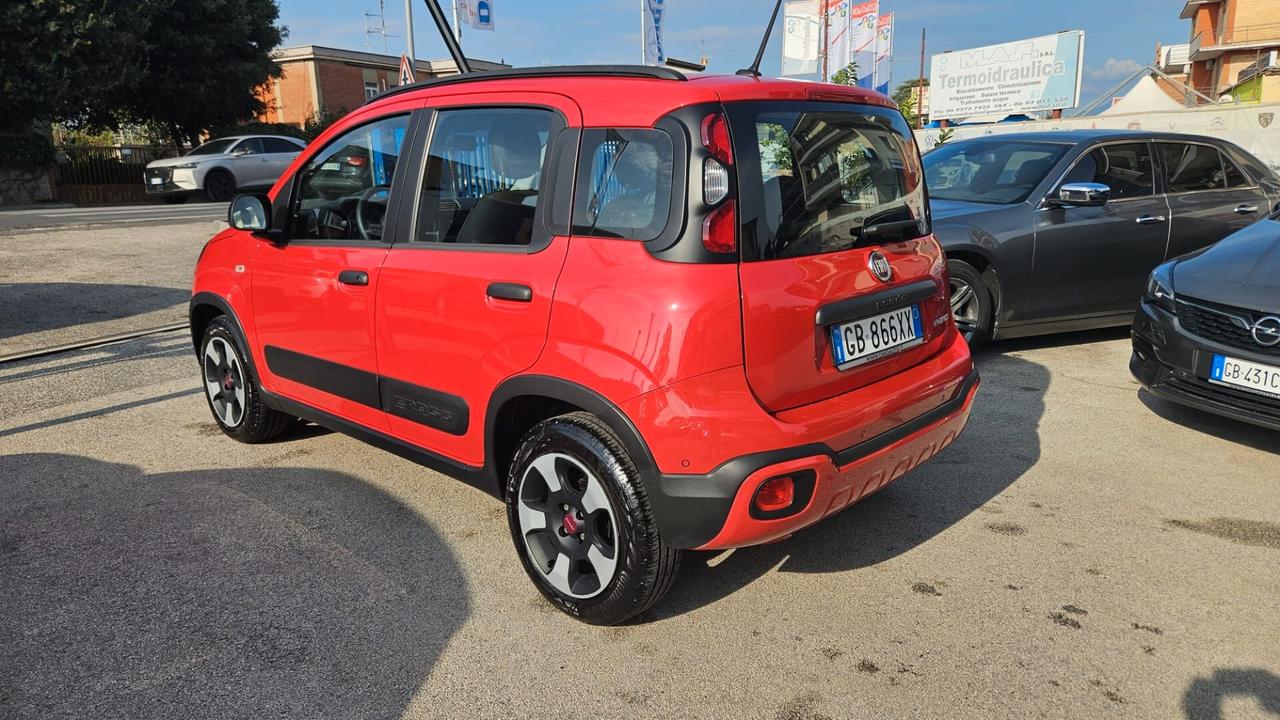 Fiat Panda 1.0 FireFly S&S Hybrid City Cross