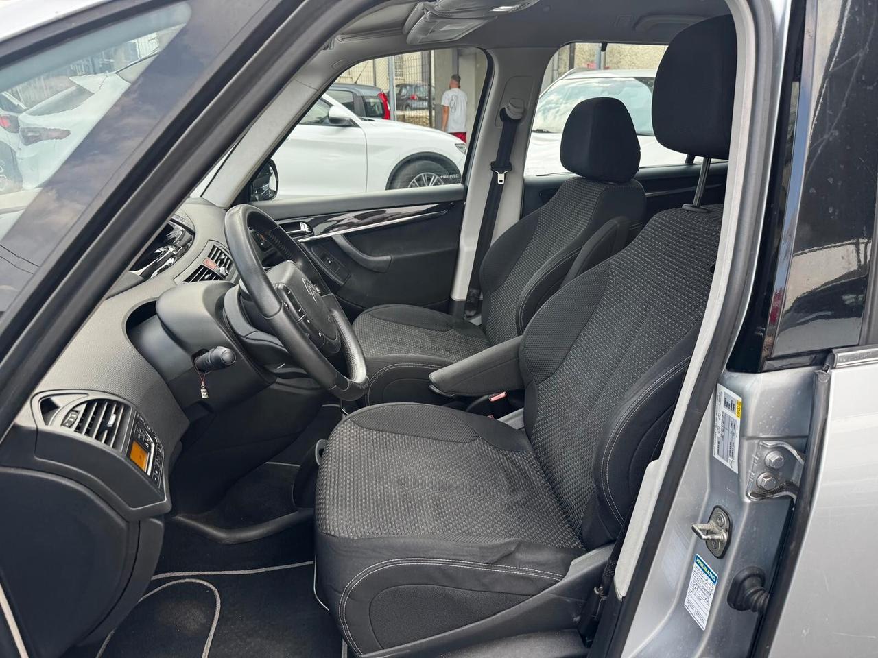 Citroen C4 Picasso 7 POSTI