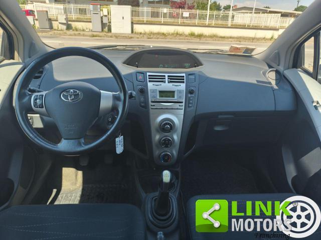 TOYOTA Yaris 1.3 5 porte