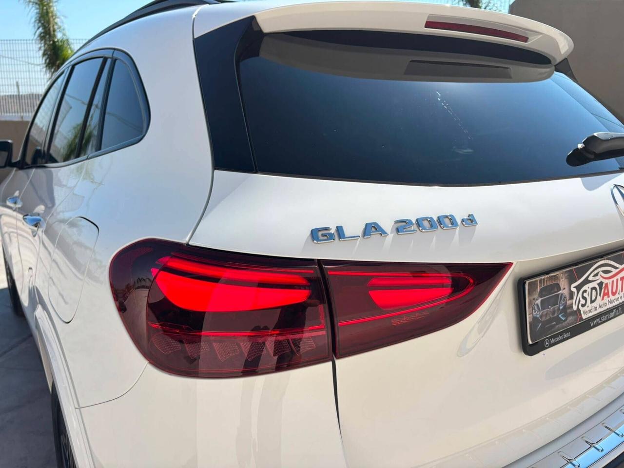 Mercedes-benz GLA 200 d Automatic Advanced ^'^