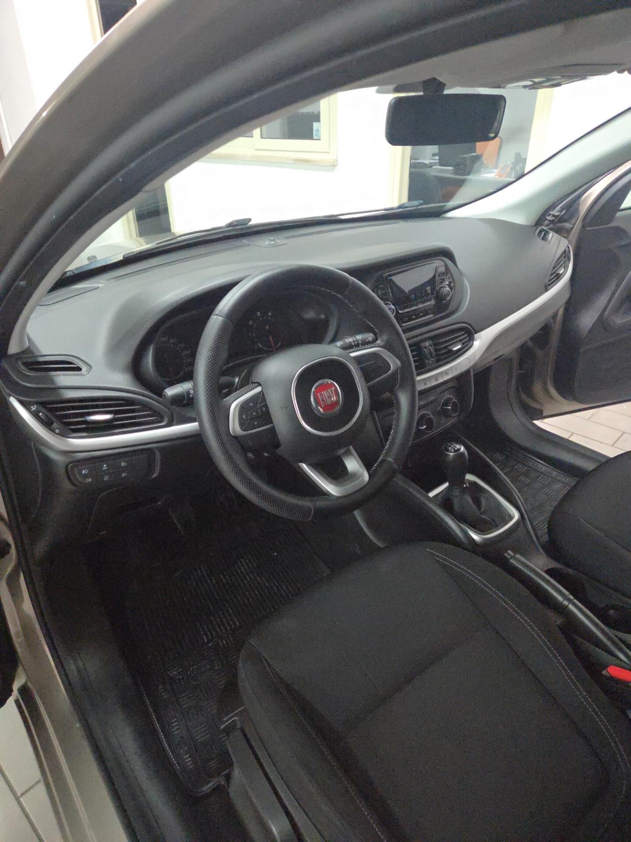 Fiat Tipo 1.6 Mjt S&S 5 porte Business