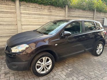 NISSAN Qashqai 2.0 dCi DPF TEKNA