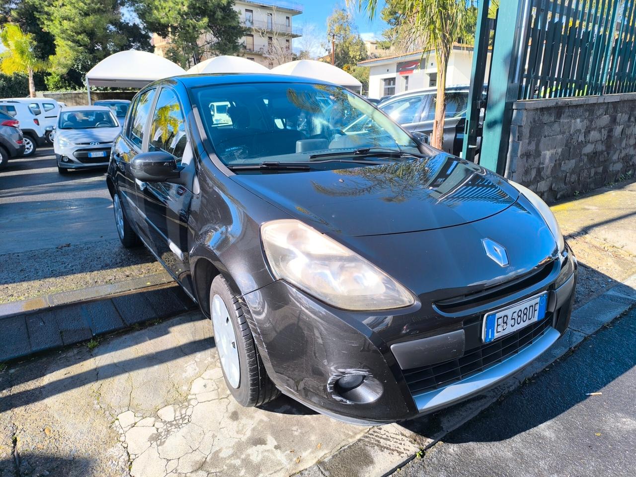 Renault Clio 1.2 16V 5 porte Luxe