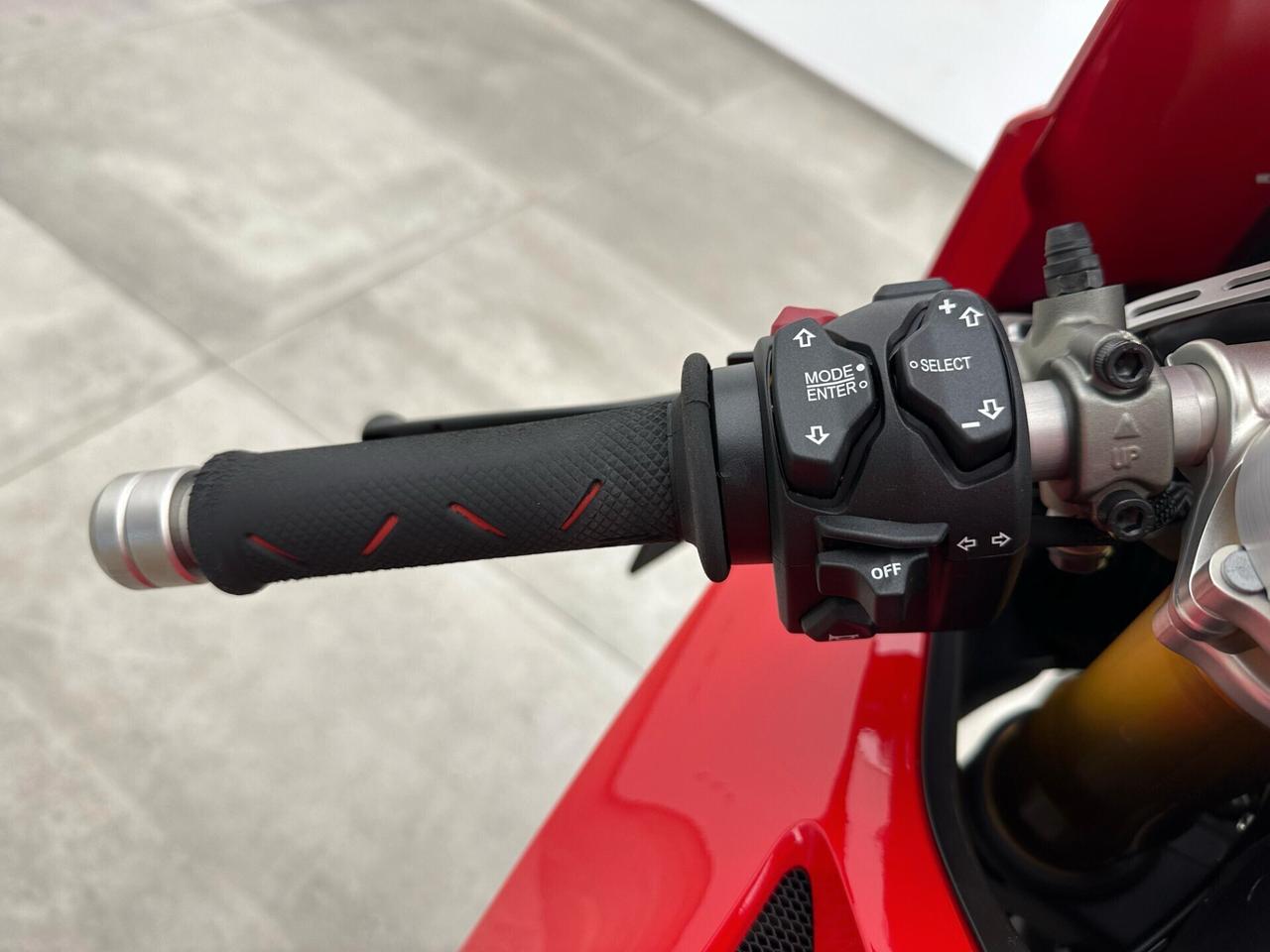 Ducati Panigale V4 S