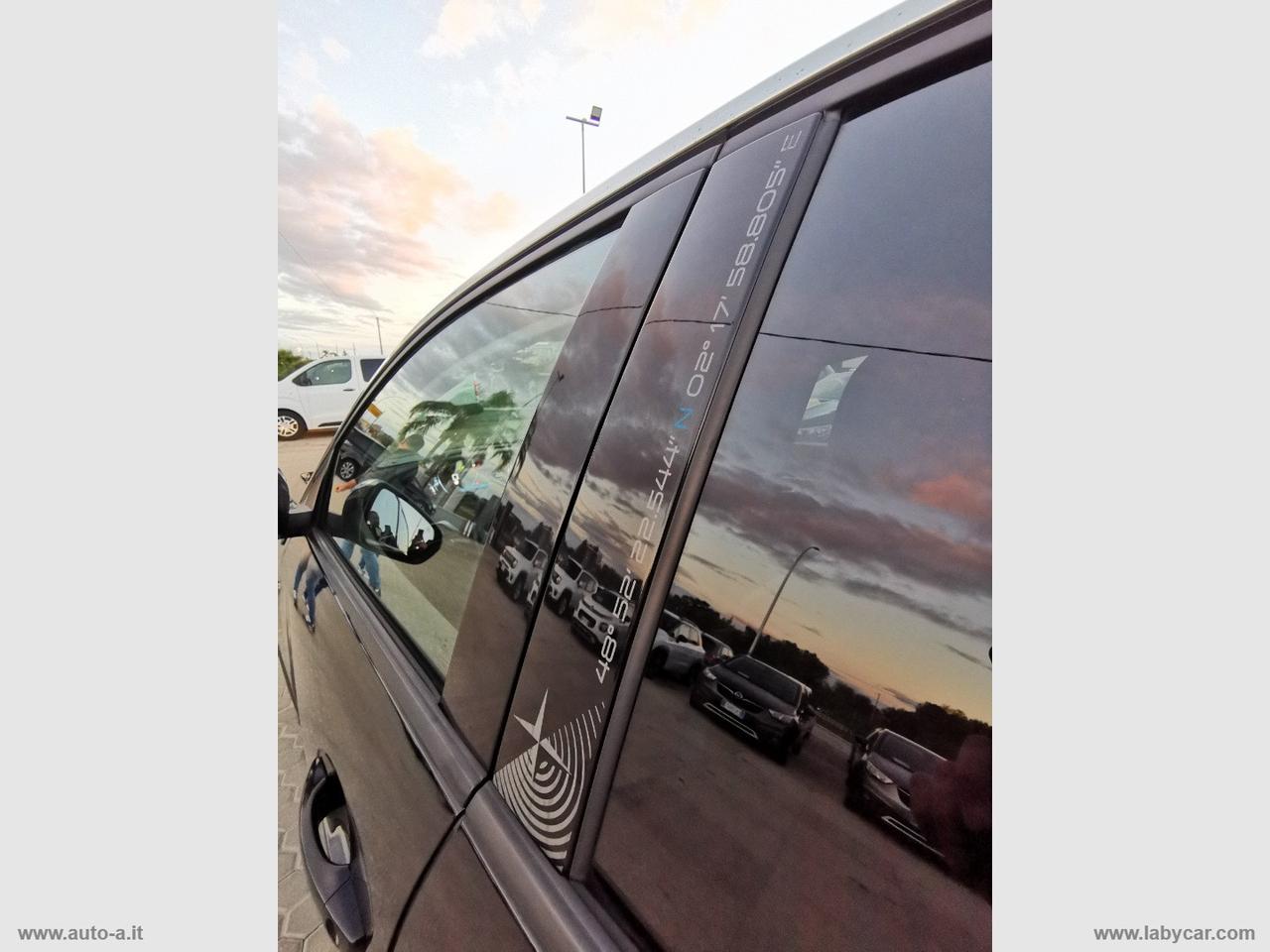 PEUGEOT 5008 BlueHDi 130 S&S EAT8 Crossway