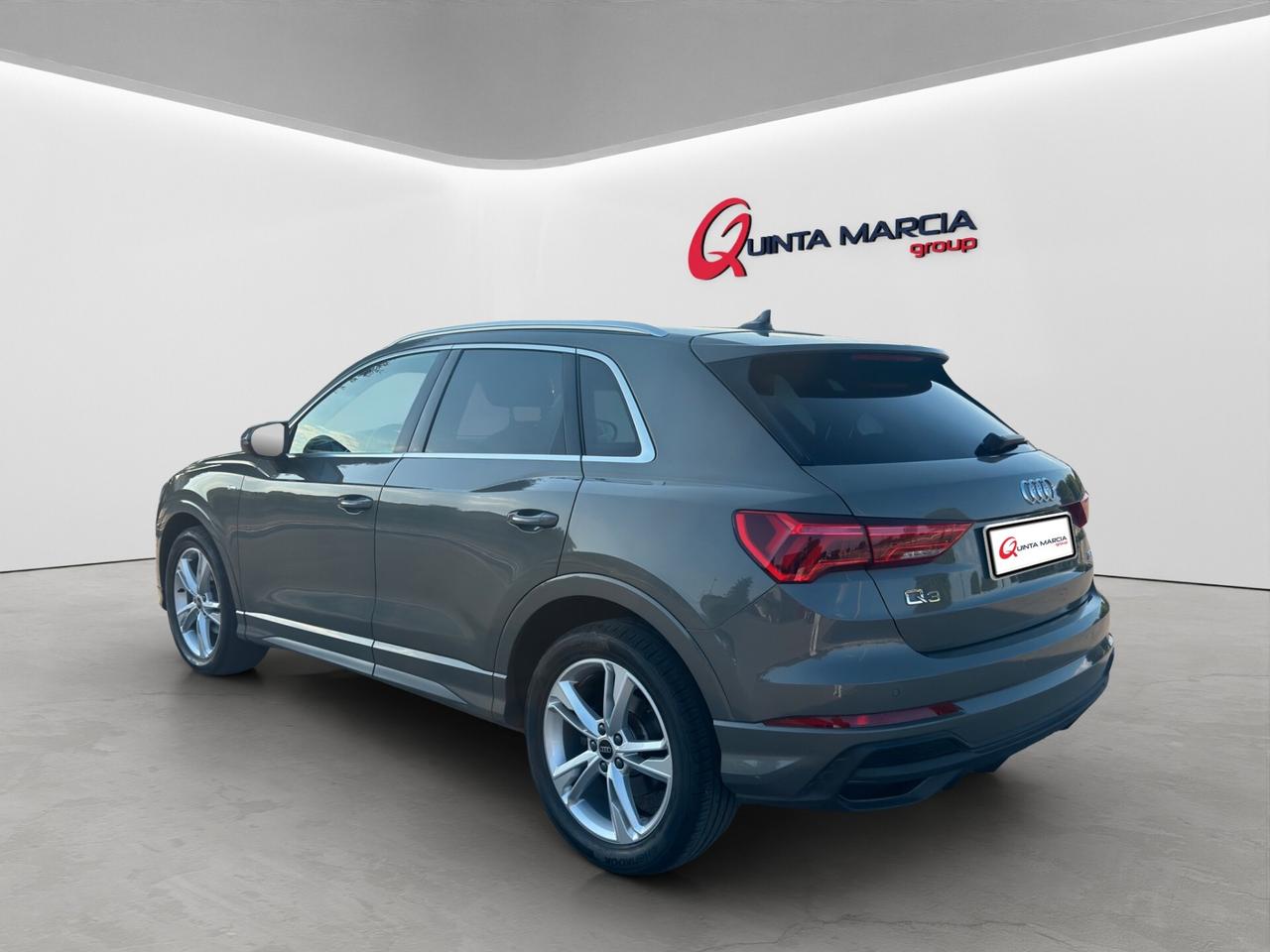 Audi Q3 35 TDI S tronic-S-LINE EST.