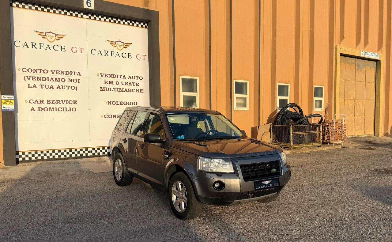 Land Rover Freelander 2.2 TD4 - 2010