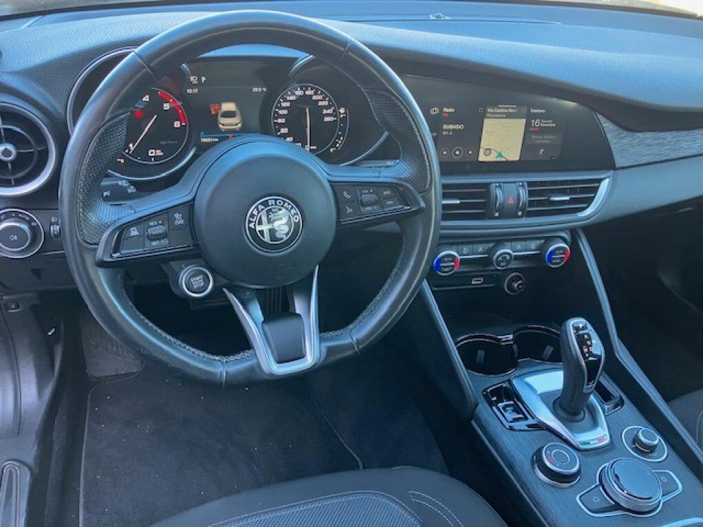 Alfa Romeo Giulia 2.2 Turbodiesel 160 CV AT8 Business