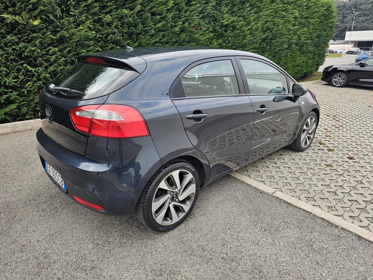 Kia Rio 1.2 benzina