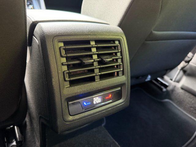 VOLKSWAGEN Golf 1.5 TSI 204CV EHYBRID PLUG-IN DSG UNIPROPRIETARIO