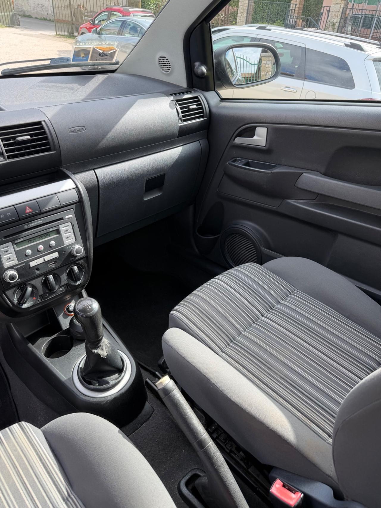 Volkswagen FOX 1.2 TRENDLINE KMCERT NEOPAT UNICOPR