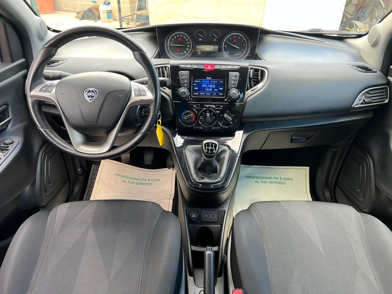 Lancia Ypsilon 1.2 69 CV 5 porte Gold