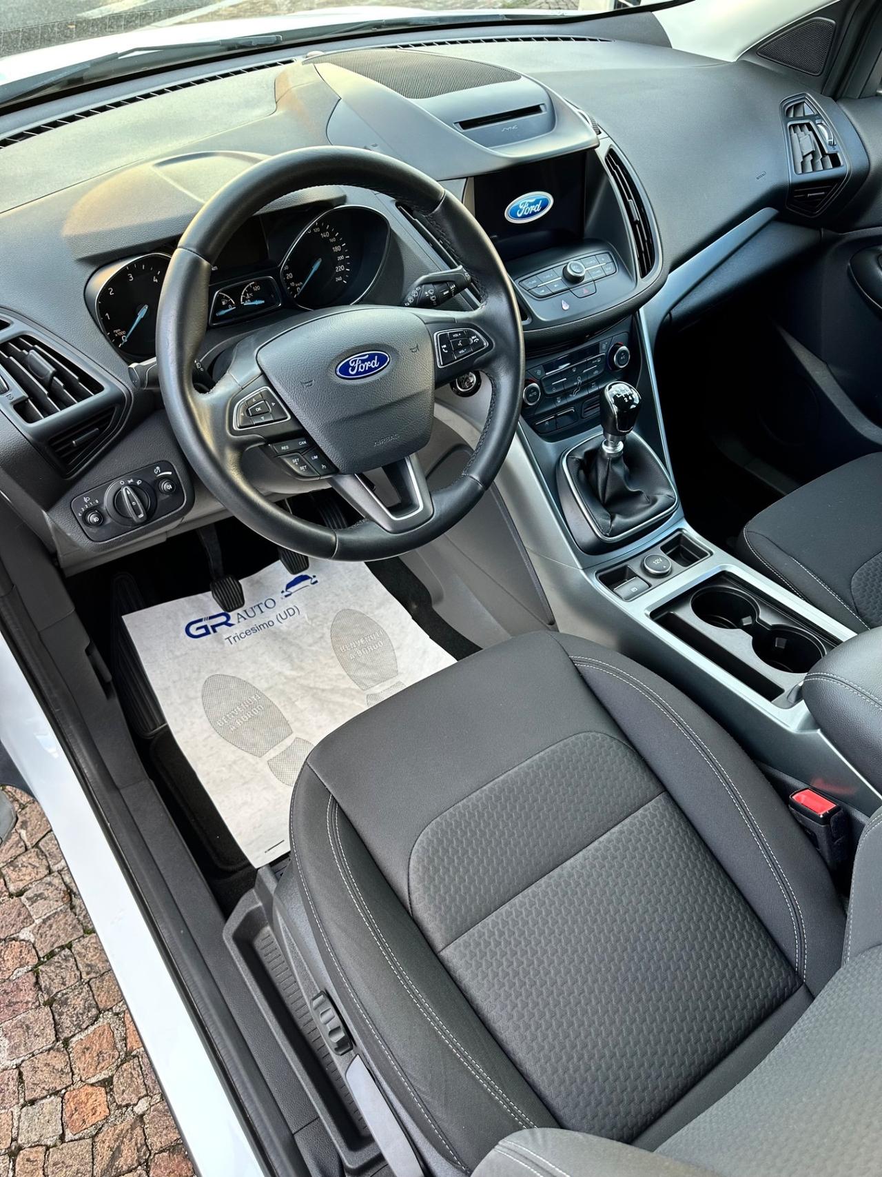 Ford Kuga 1.5 TDCI 120 CV S&S 2WD Titanium