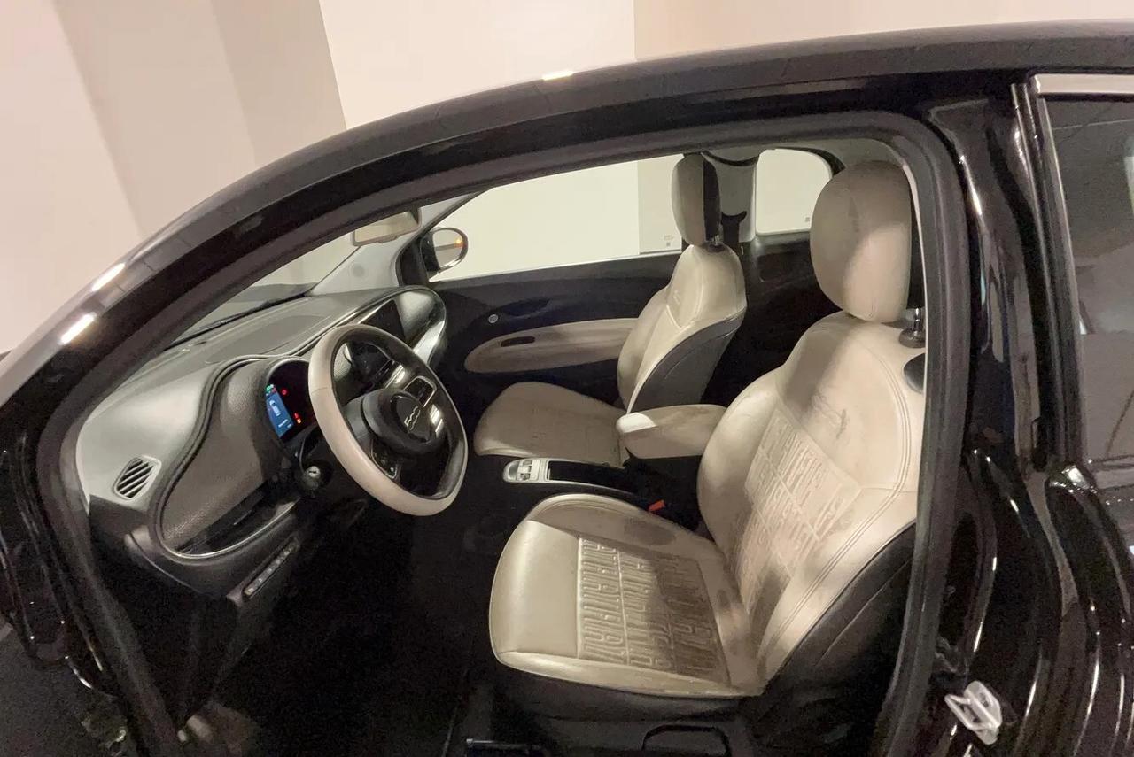 Fiat 500 500e 3+1 42 kWh La Prima