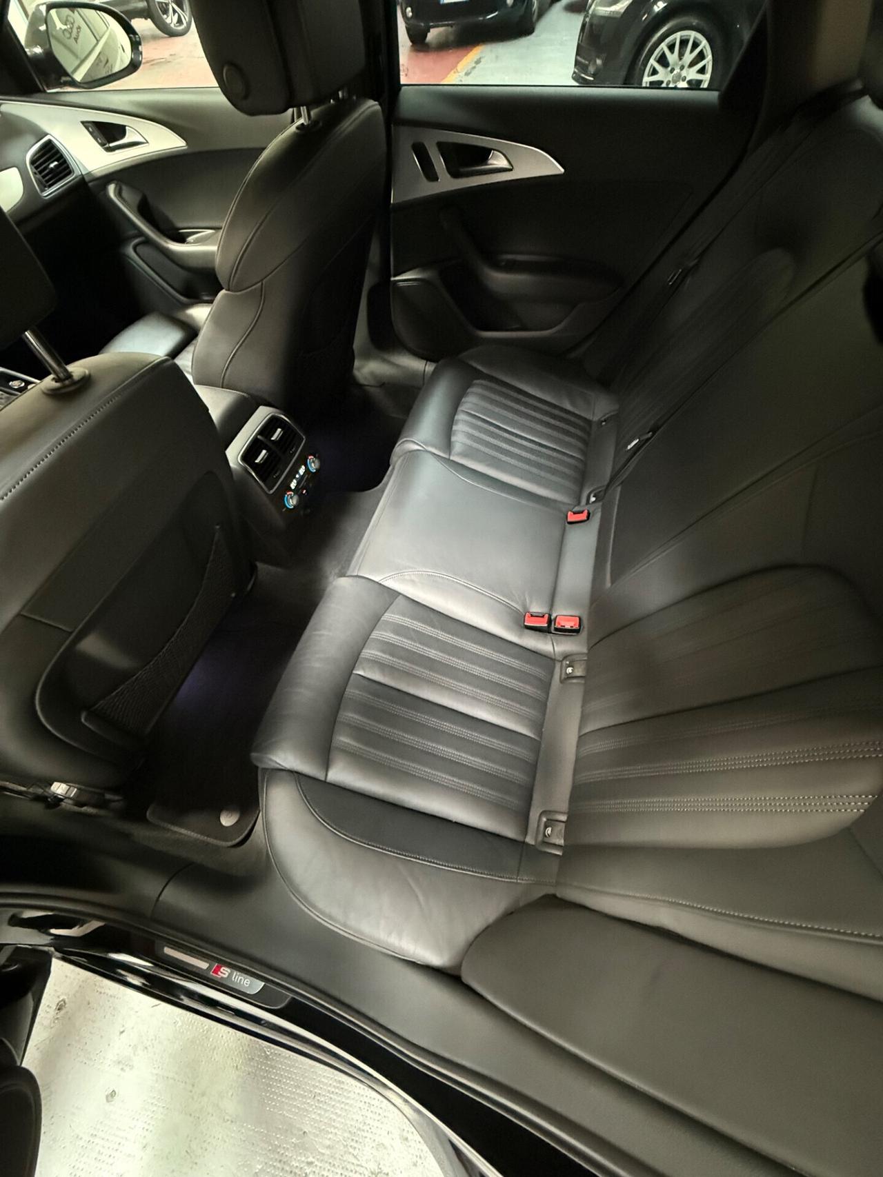 Audi A6 2.0 TDI 177 CV con GANCIO TRAINO