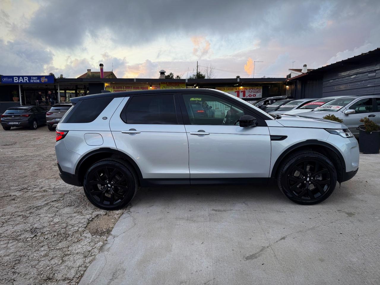 Land Rover Discovery Sport 2.0 eD4 163 CV 2WD R-Dynamic SE