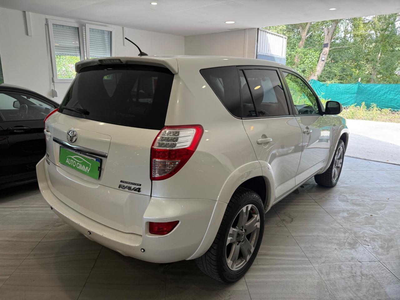 Toyota RAV 4 AUTOMATICO 2011