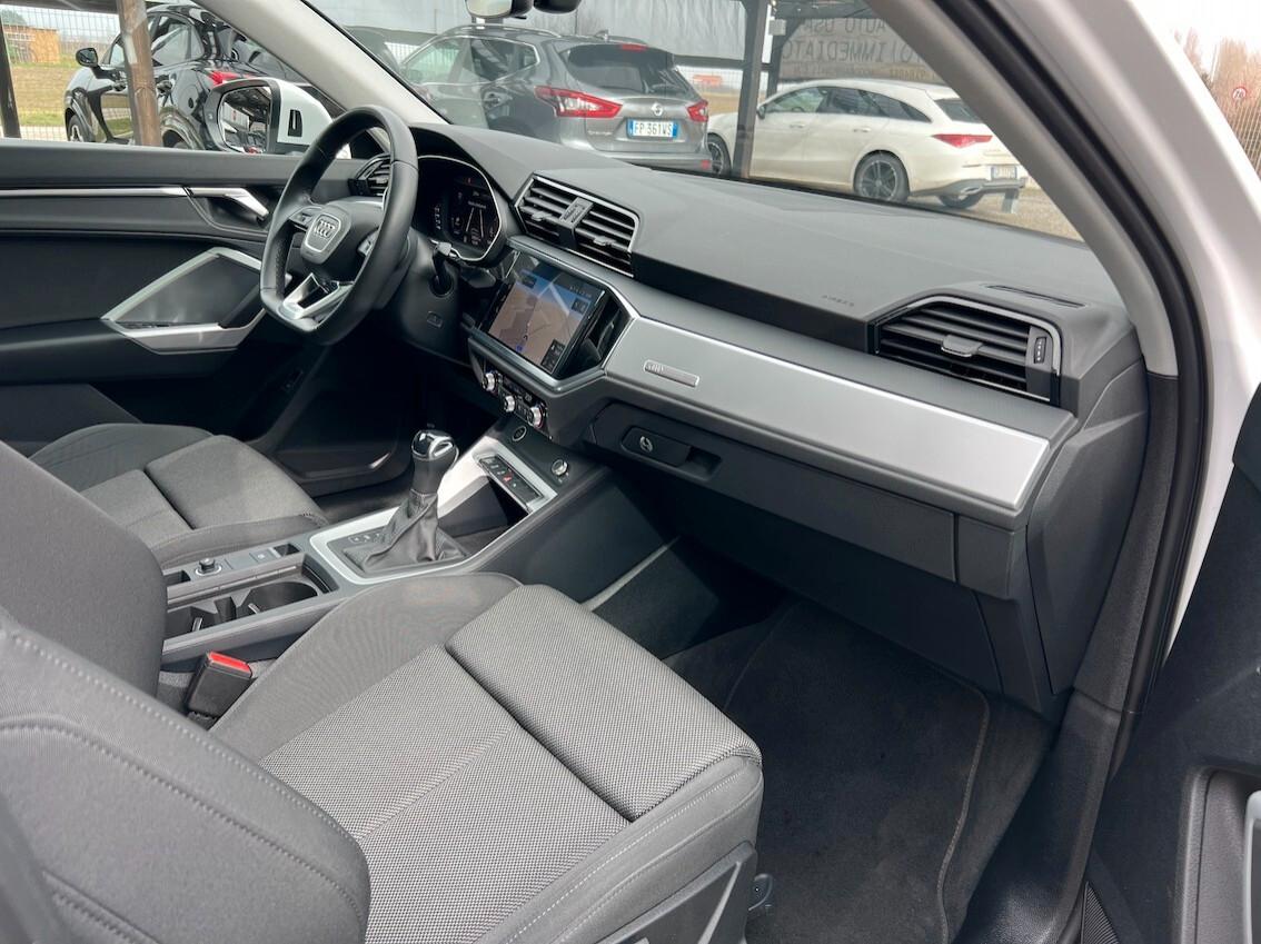 Audi Q3 SPB Sportback 35 2.0 tdi S line s-tronic Tetto Ap.