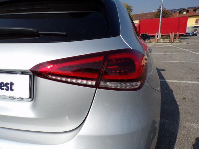 MERCEDES-BENZ A 180 d Automatic Premium