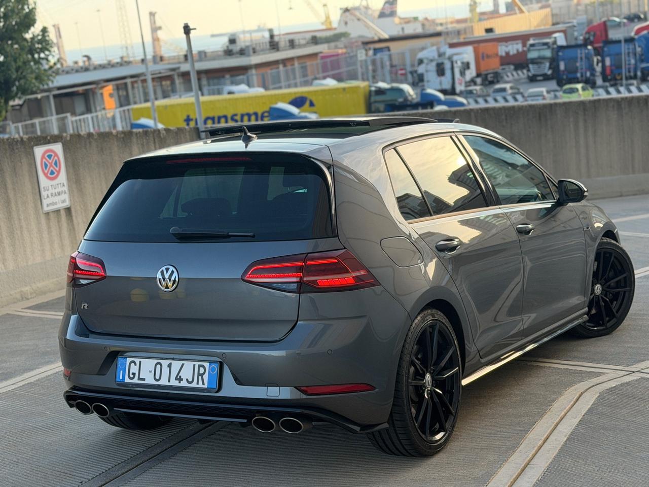 Volkswagen Golf R 2.0 TSI 300CV 4MOTION 2020 - PERMUTABILE