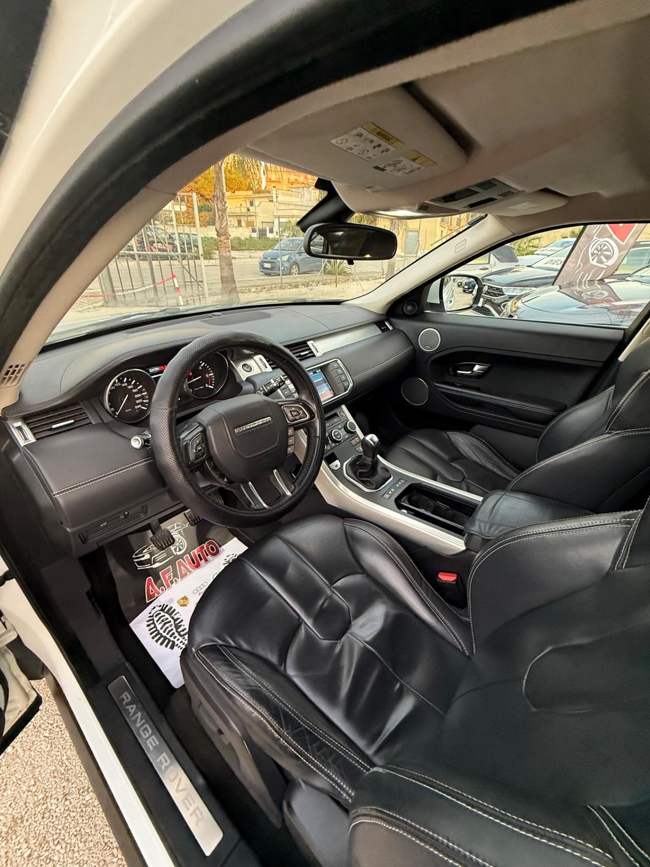 Land Rover Range Evoque 2.2 TD4 5p. Dynamic