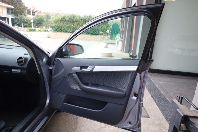 AUDI A3 Sportback 2.0 140 cv TDI quattro Ambition