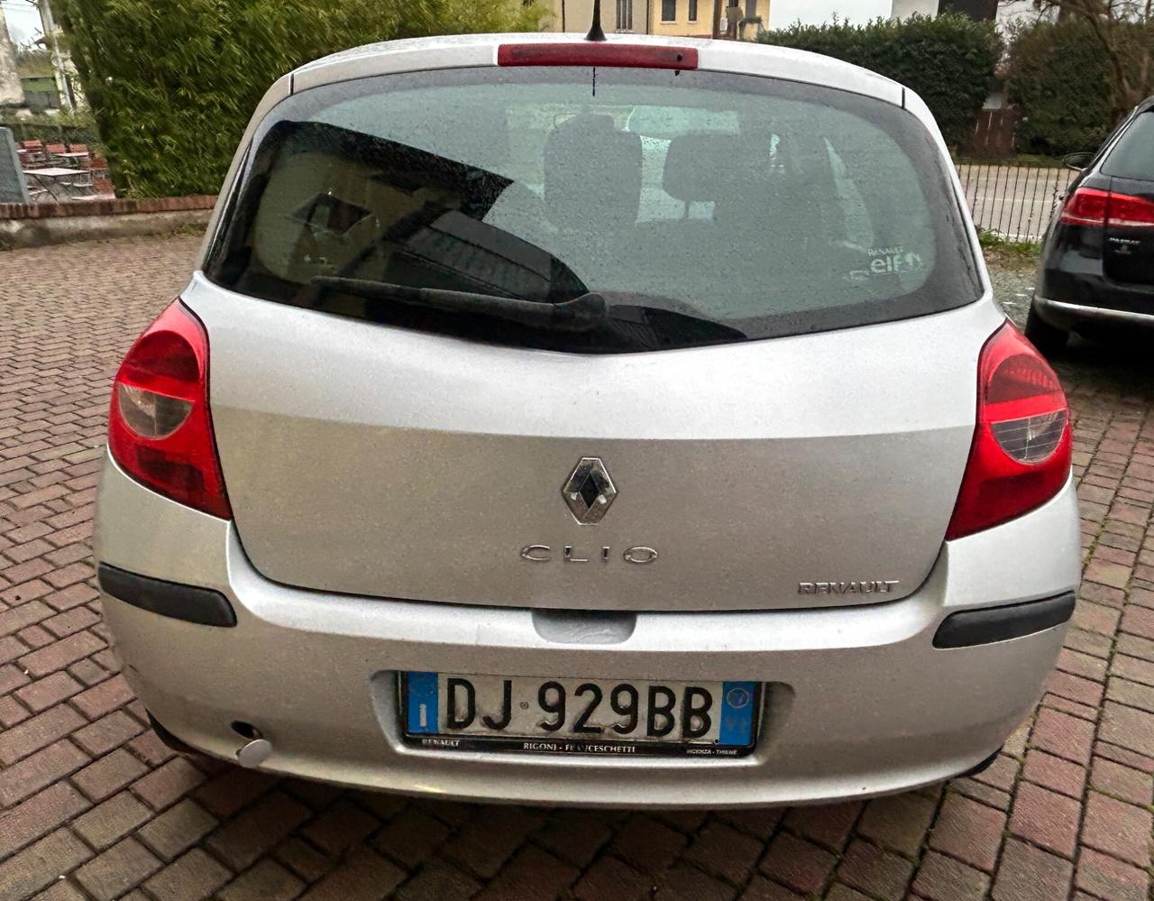 Renault Clio 1.2 benzina 55kw 110.000km