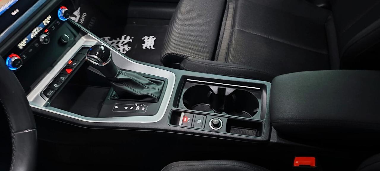 Audi Q3 SPB 35 TDI CON TETTO APRIBILE 12/2022