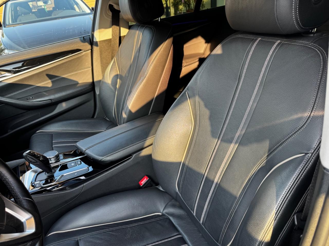 Bmw 520 520d xDrive Touring Luxury